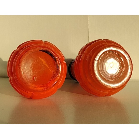 Vintage Anchor Hocking Tall 5" Orange Salt & Pepper Shakers - Picture 3 of 6